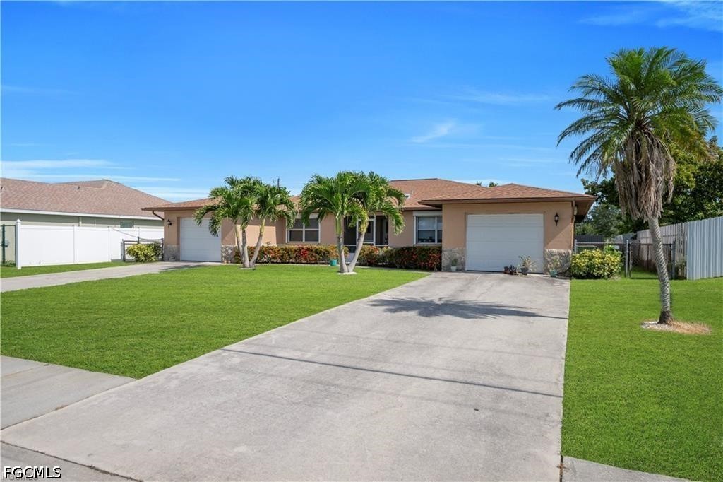 2 Bed Duplex for Sale in Cape Coral, photo 3