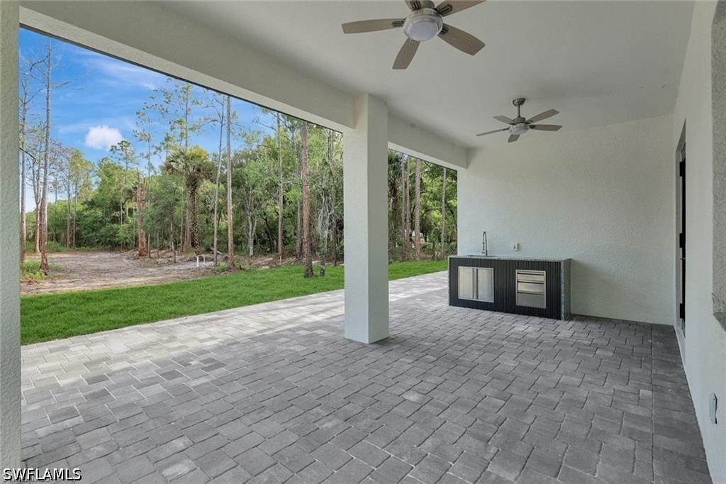 4 Bed SingleFamilyResidence for Sale in Naples, photo 3