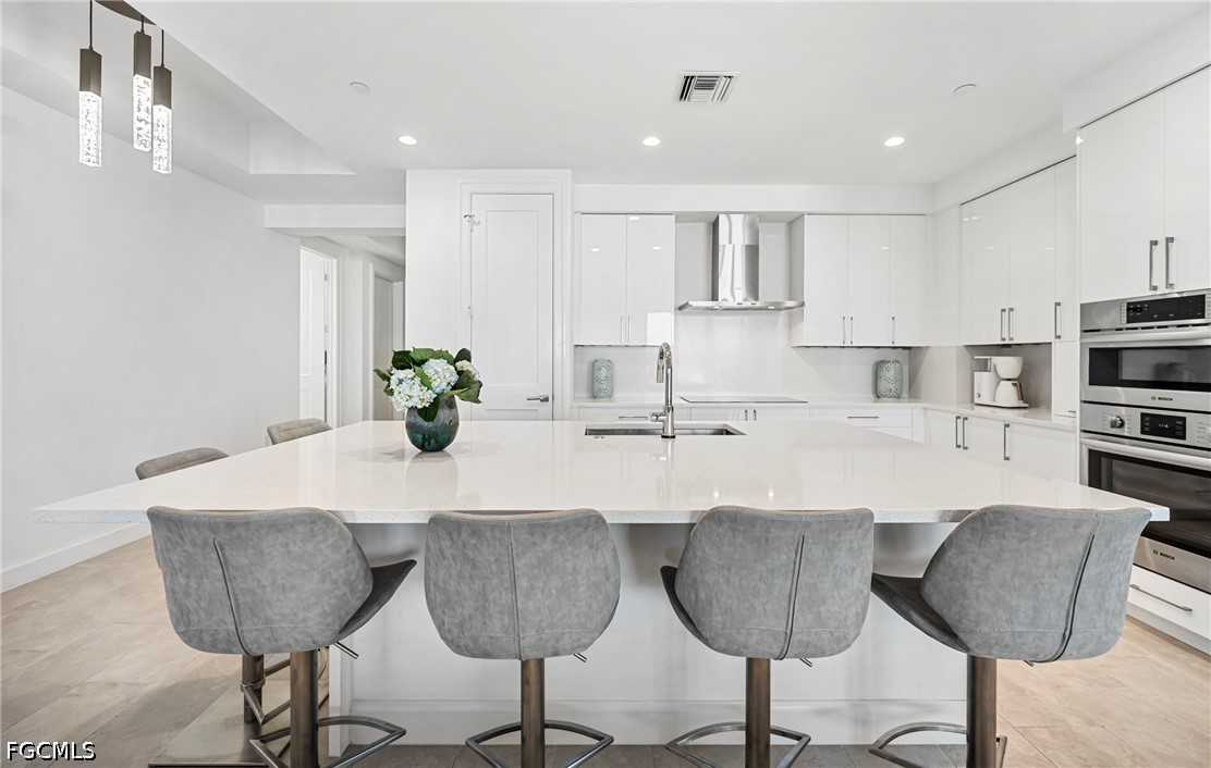 3 Bed Condominium for Sale in Naples, photo 3