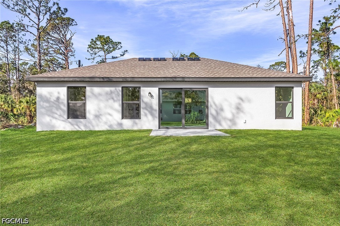 3 Bed SingleFamilyResidence for Sale in Mirror Lakes, photo 3