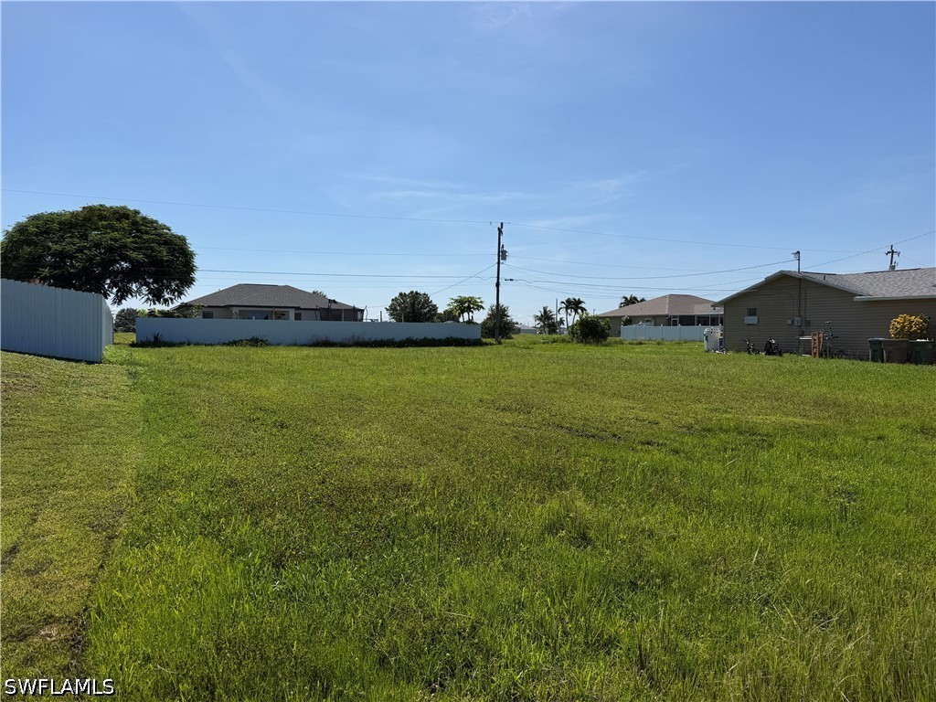 Residential for Sale in Cape Coral, photo 3