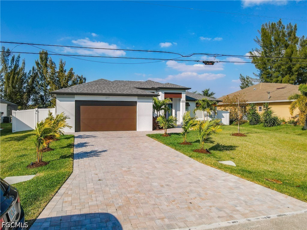 4 Bed Pool Home for Sale in Cape Coral, photo 3