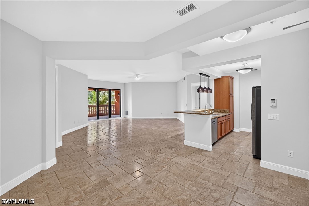 2 Bed Condominium for Sale in Estero, photo 3