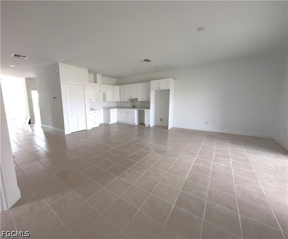 3 Bed Duplex for Sale in Lehigh Acres, photo 3