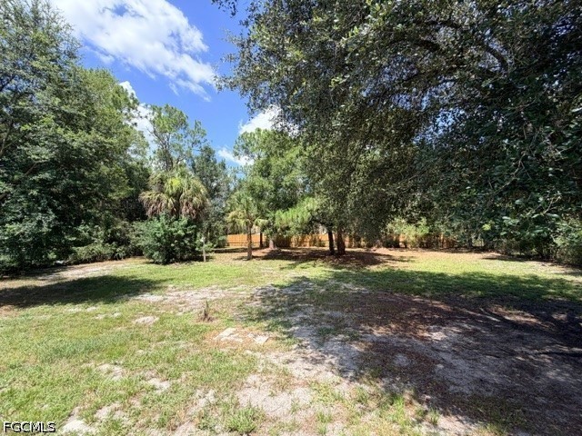 3 Bed SingleFamilyResidence for Sale in Lehigh Acres, photo 3