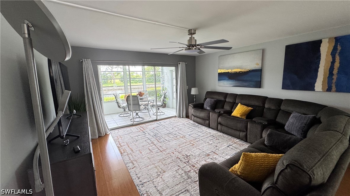 2 Bed Waterfront Home for Sale in Naples, photo 3