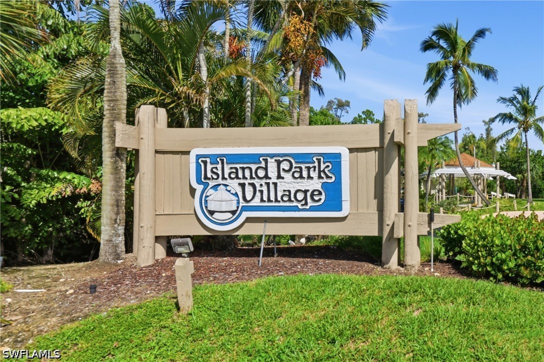 2 Bed SingleFamilyResidence for Sale in Fort Myers, photo 3