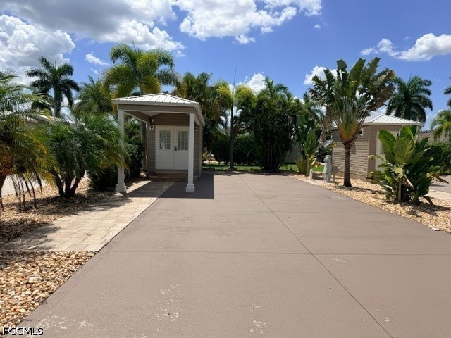 Residential for Sale in Fort Myers, photo 3