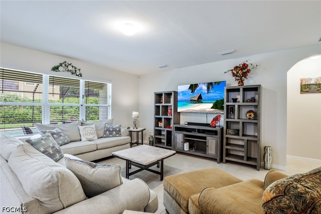4 Bed Pool Home for Sale in Cape Coral, photo 3