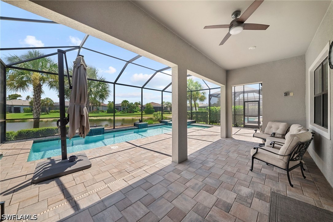 3 Bed Pool Home for Sale in Naples, photo 3