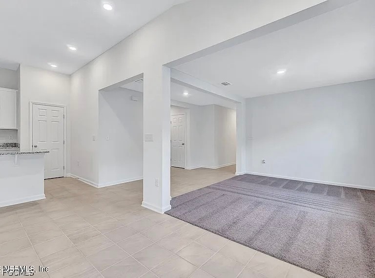 3 Bed SingleFamilyResidence for Sale in 6 Fairway Condo, photo 3