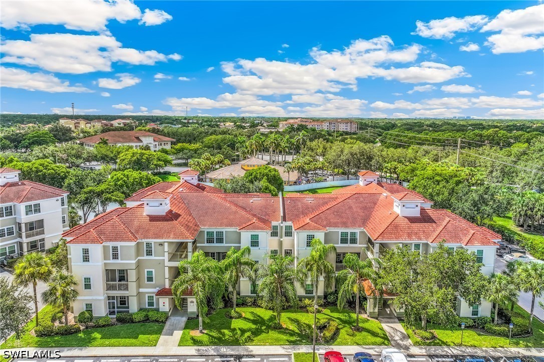 2 Bed Waterfront Home for Sale in Estero, photo 3