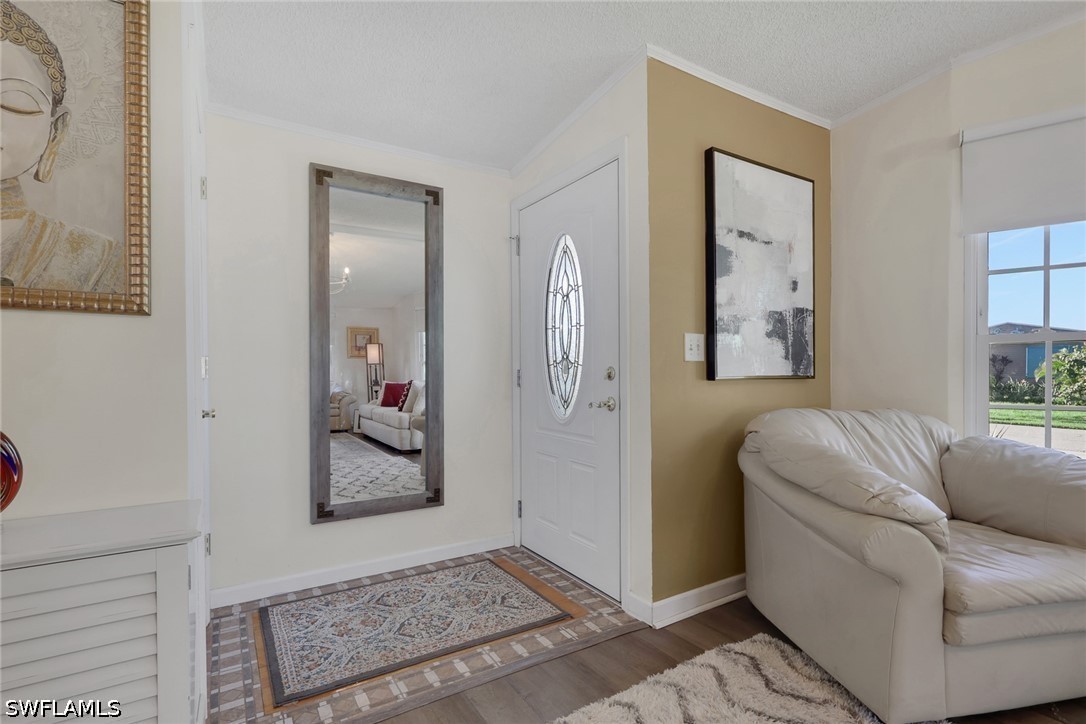 2 Bed SingleFamilyResidence for Sale in Naples, photo 3