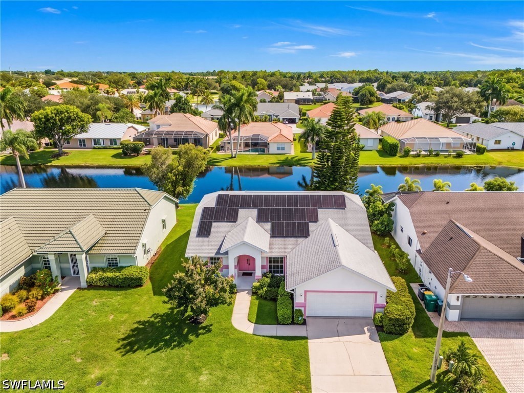 3 Bed Waterfront Home for Sale in Naples, photo 3