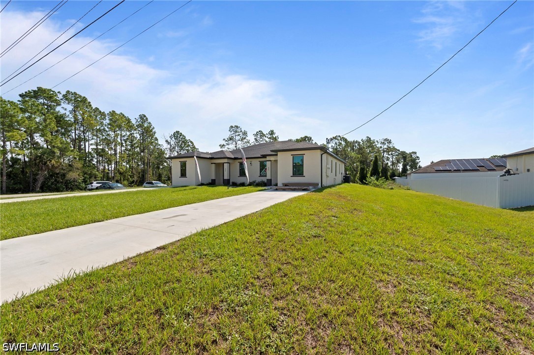 3 Bed Duplex for Sale in Lehigh Acres, photo 3