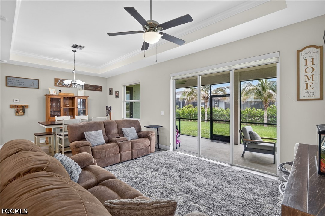 3 Bed SingleFamilyResidence for Sale in Cape Coral, photo 3