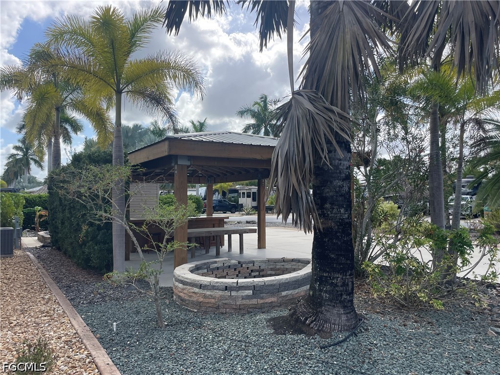 Residential for Sale in Fort Myers, photo 3