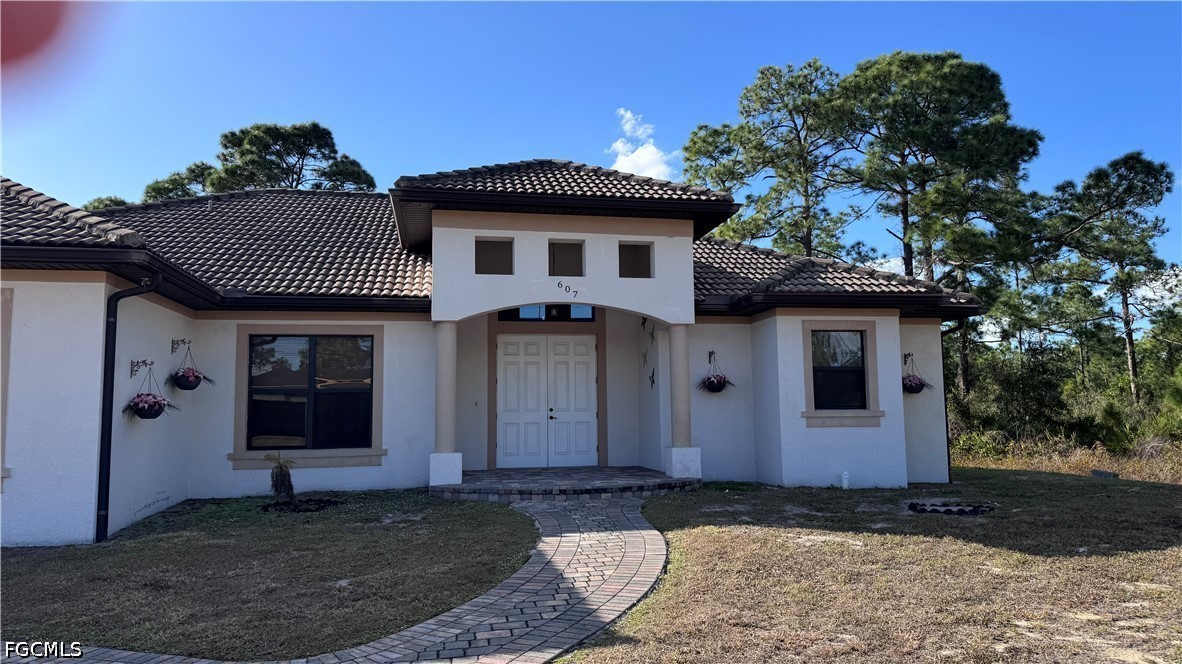 3 Bed SingleFamilyResidence for Sale in Lehigh Acres, photo 3