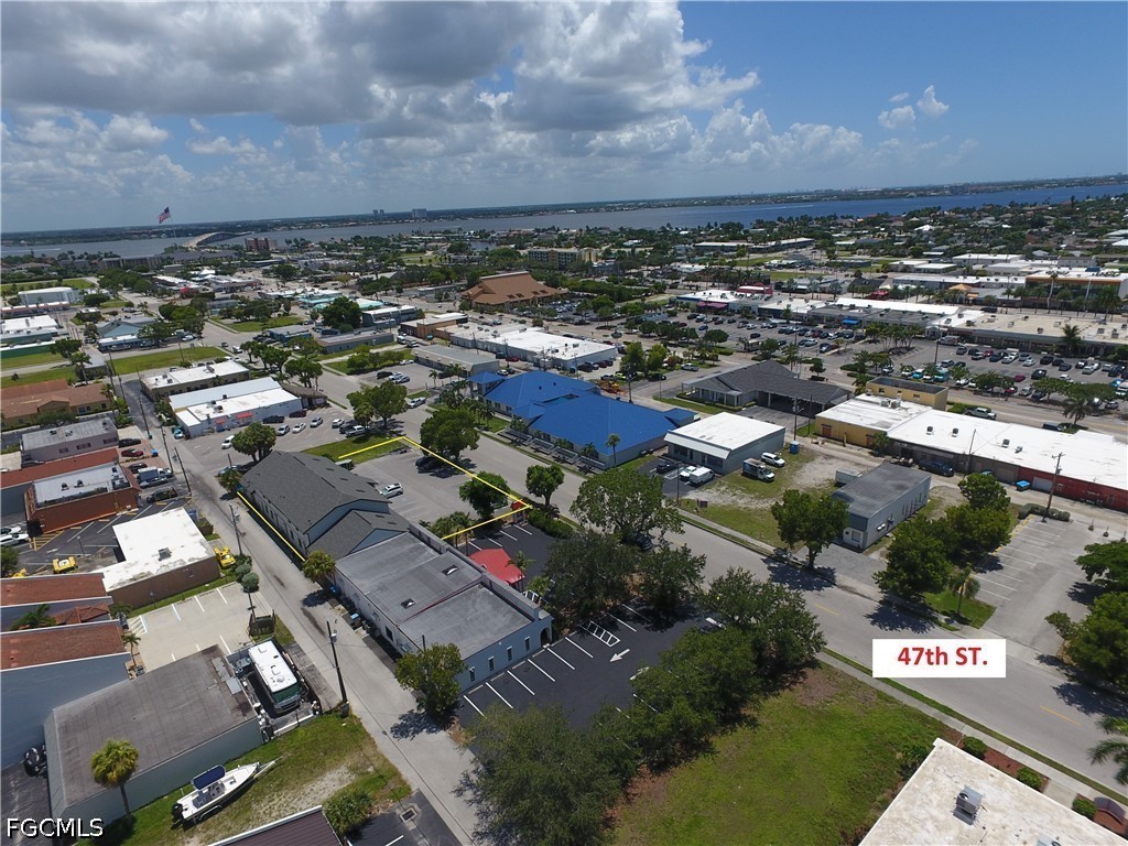 Office for Sale in Cape Coral, photo 3
