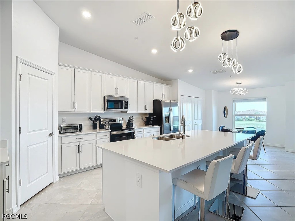 2 Bed Condominium for Sale in Babcock National, photo 3