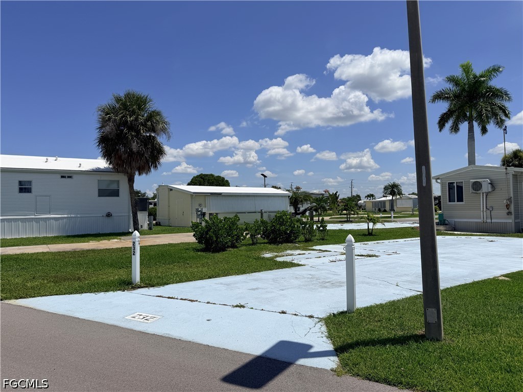 Residential for Sale in Palmetto Palms R V, photo 3