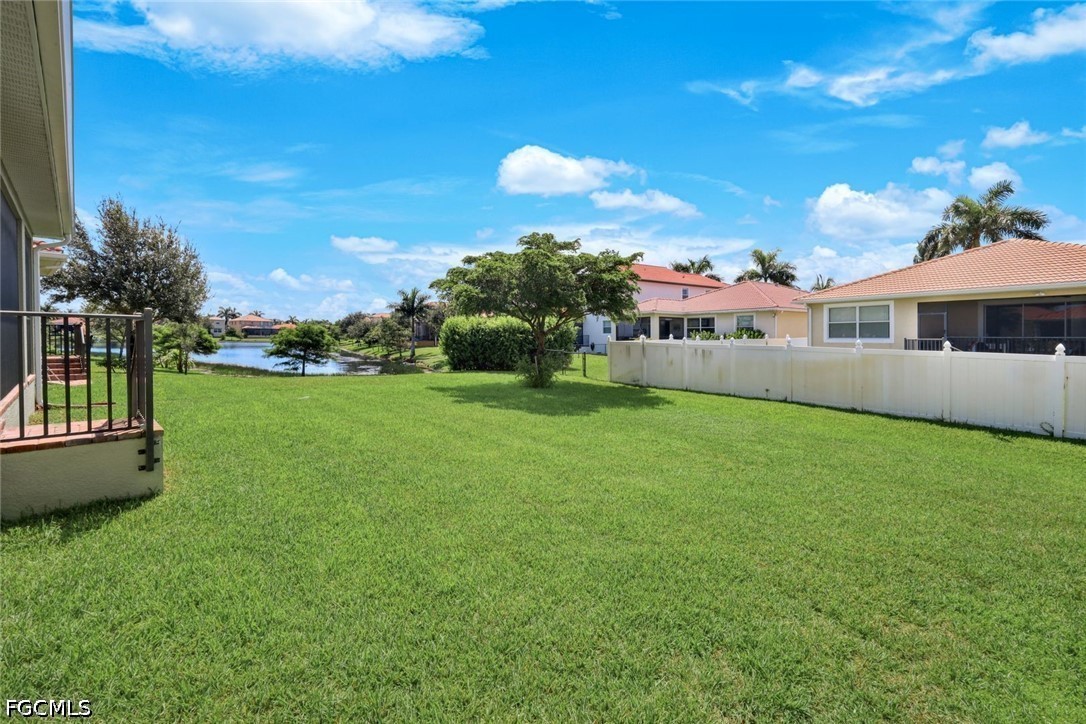 3 Bed SingleFamilyResidence for Sale in Banyan Bay, photo 3