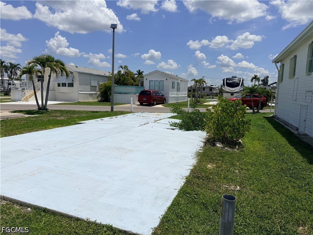 Residential for Sale in Palmetto Palms R V, photo 3
