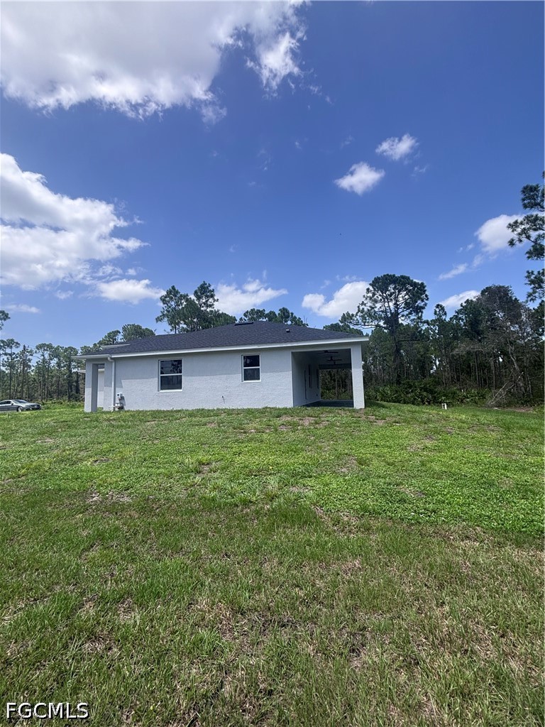 3 Bed SingleFamilyResidence for Sale in Lehigh Acres, photo 3