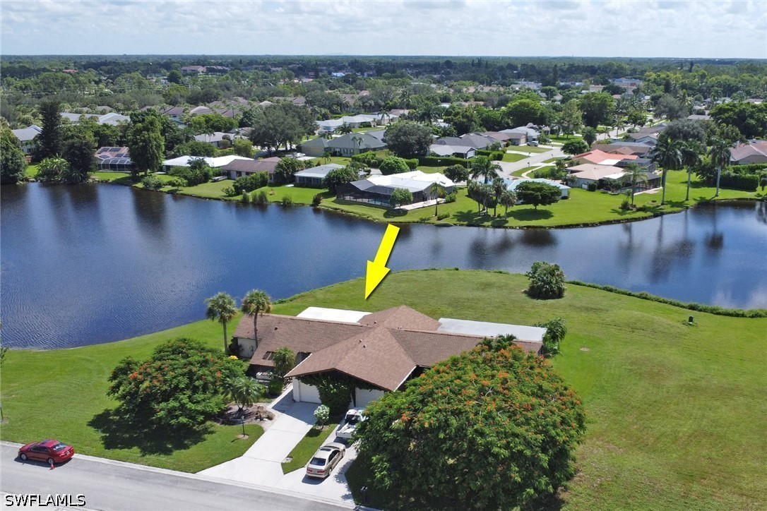 3 Bed Waterfront Home for Sale in Naples, photo 3