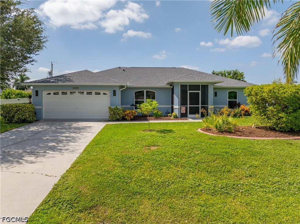 3 Bed SingleFamilyResidence for Sale in Cape Coral, photo 3