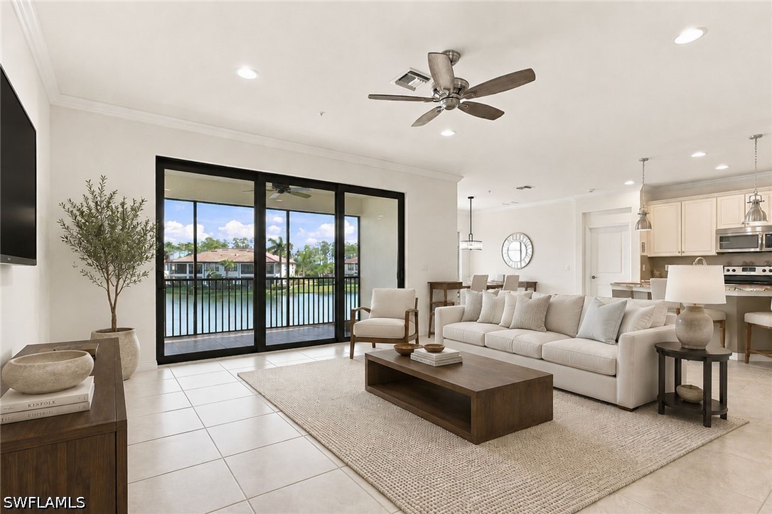 2 Bed Waterfront Home for Sale in Naples, photo 3