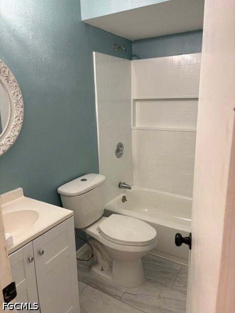 4 Bed Duplex for Sale in Cape Coral, photo 3