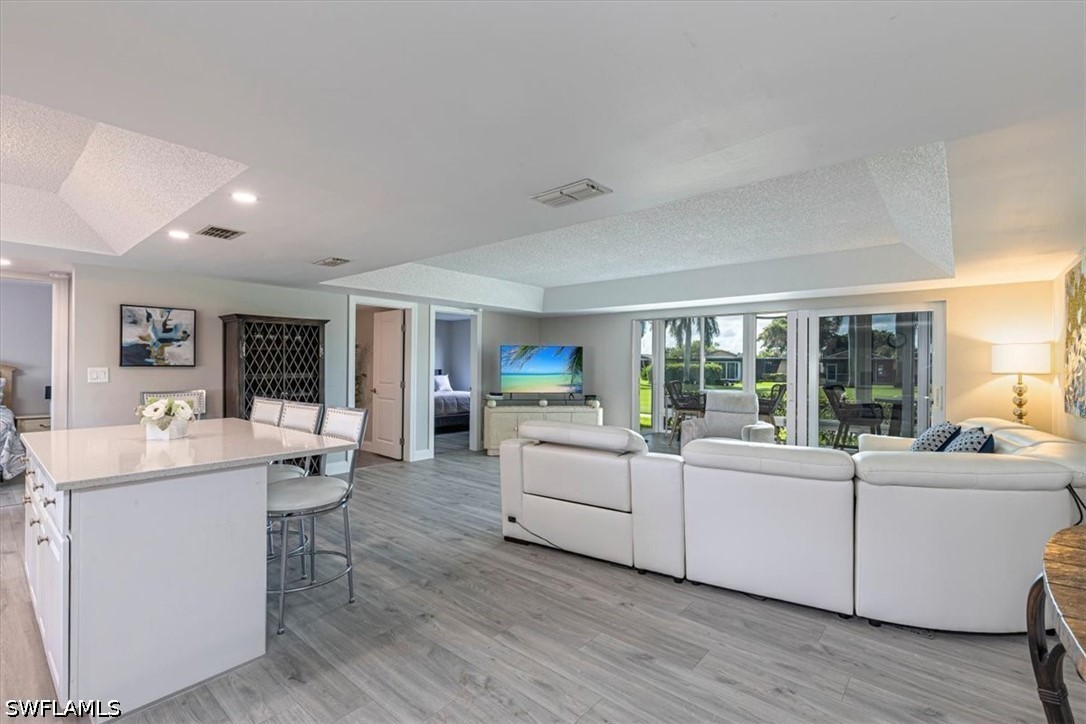 3 Bed Condominium for Sale in Naples, photo 3
