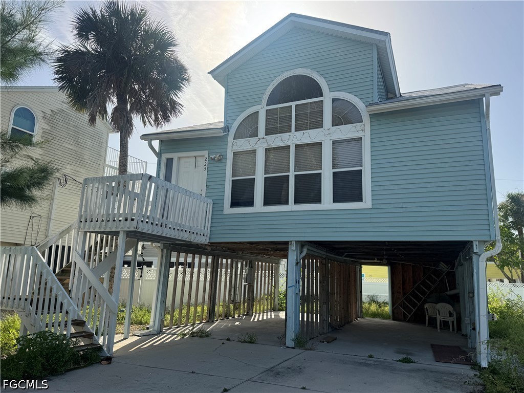 3 Bed SingleFamilyResidence for Sale in Beach Estates, photo 3