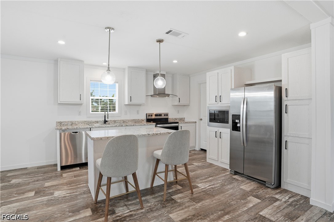 3 Bed ManufacturedHome for Sale in Fort Myers, photo 3