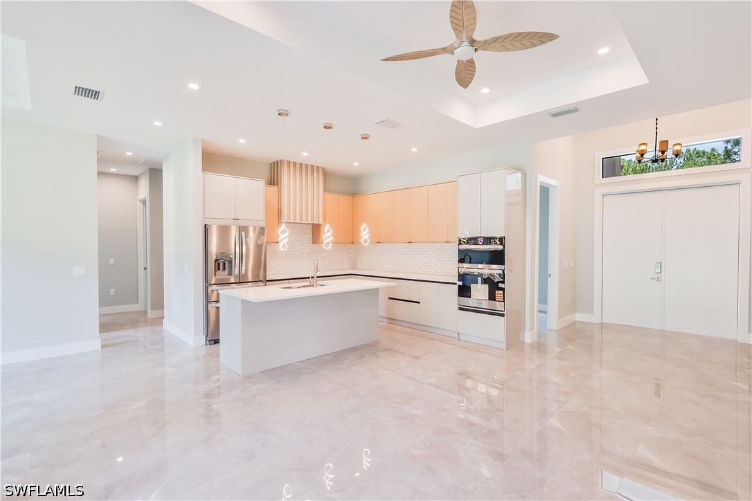 3 Bed SingleFamilyResidence for Sale in Naples, photo 3