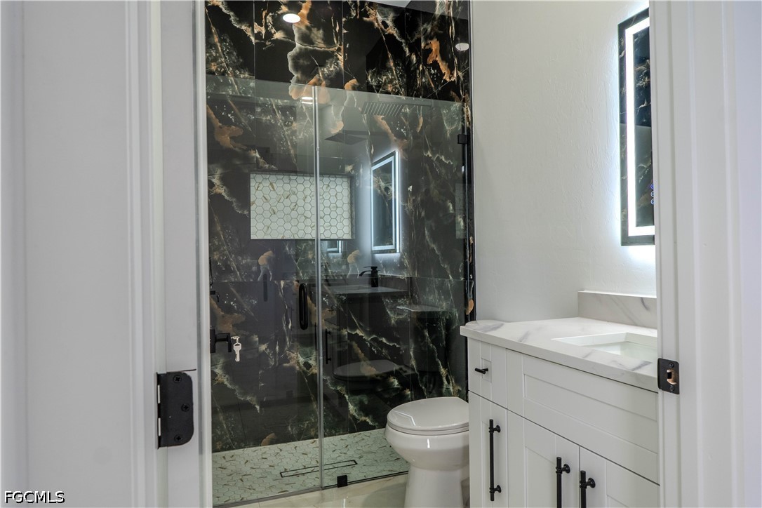 3 Bed SingleFamilyResidence for Sale in Lehigh Acres, photo 3