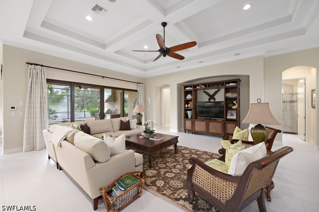 3 Bed Pool Home for Sale in Lakoya, photo 3