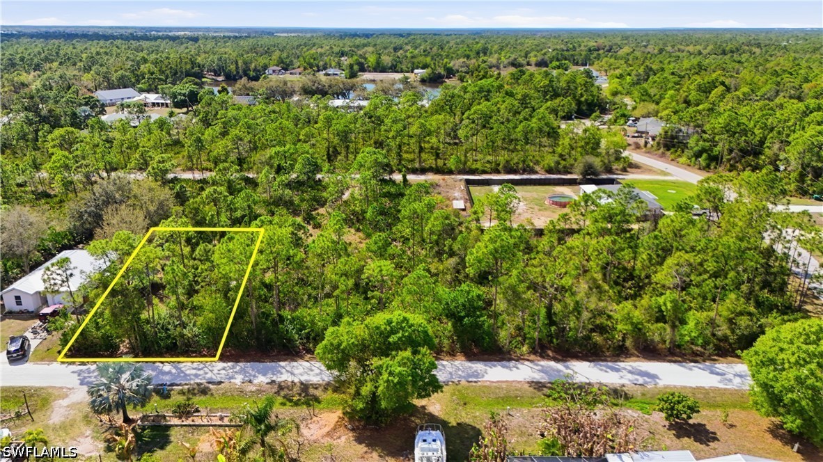 Residential for Sale in Tropical Gulf Acres, photo 3