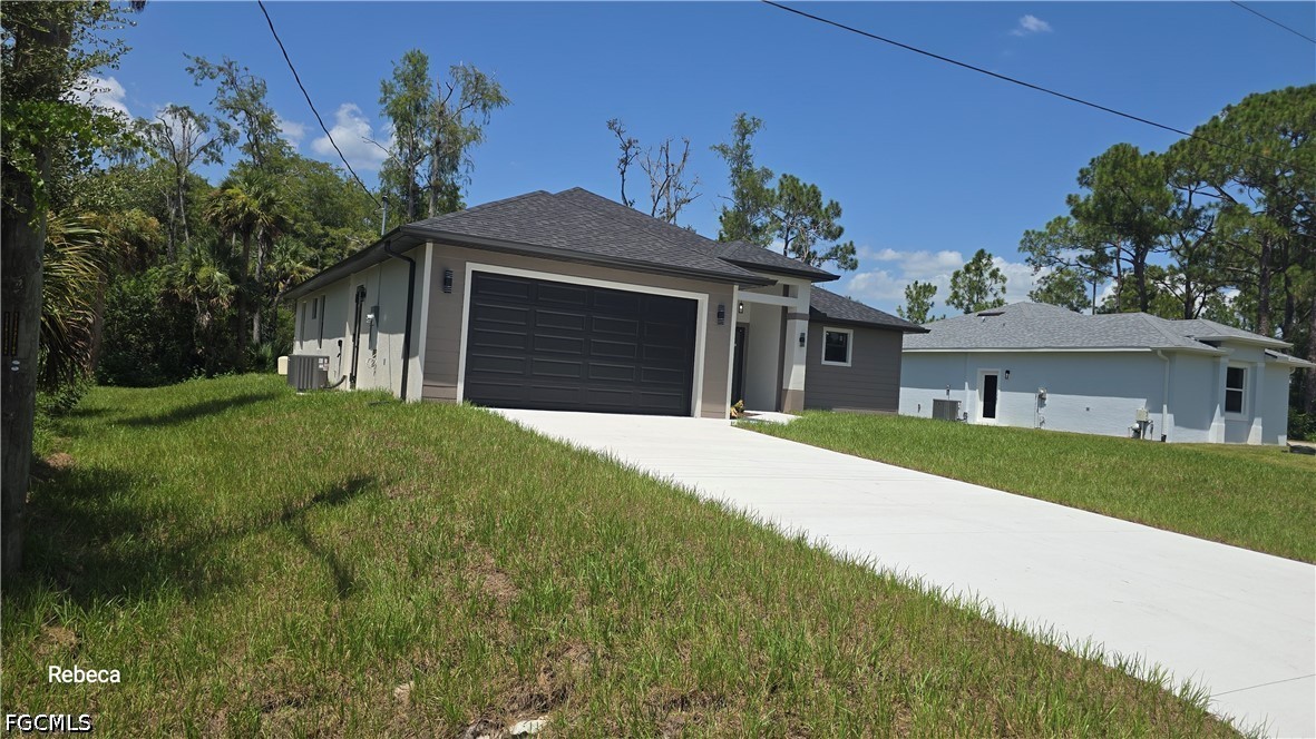4 Bed SingleFamilyResidence for Sale in Lehigh Acres, photo 3