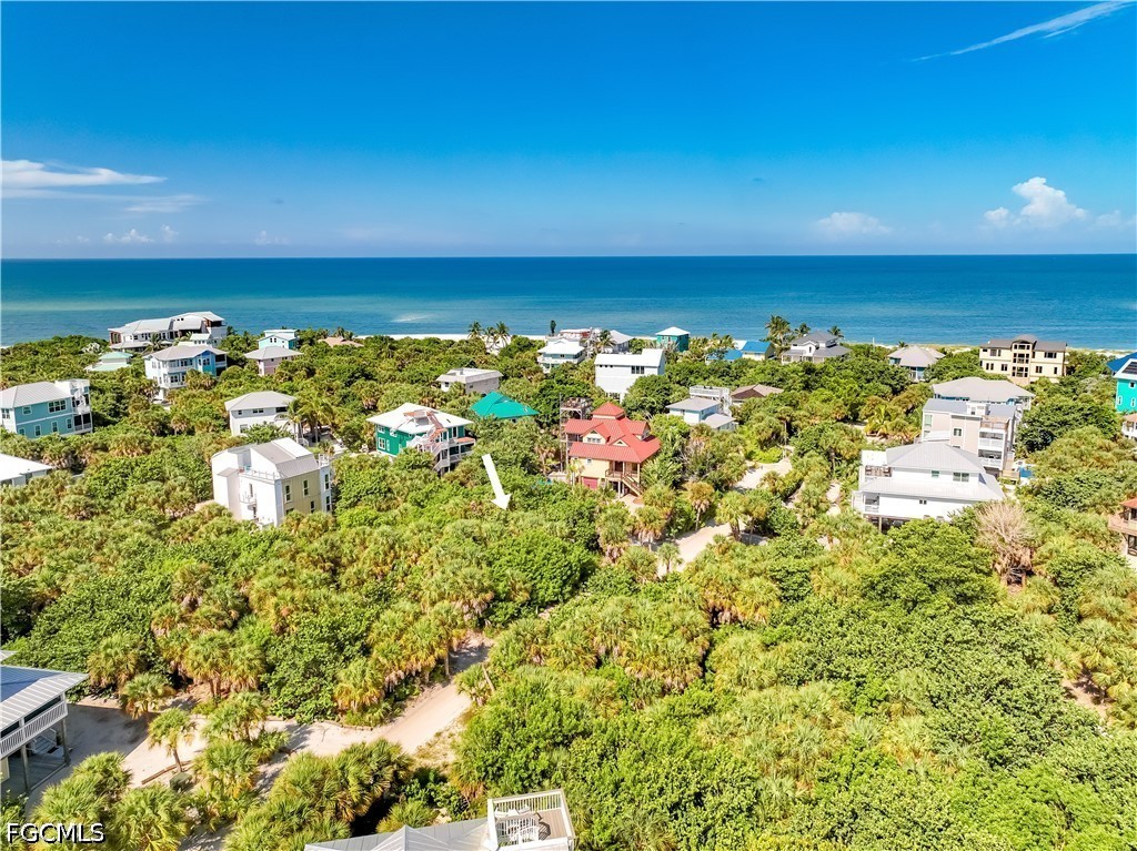 Residential for Sale in Upper Captiva, photo 3