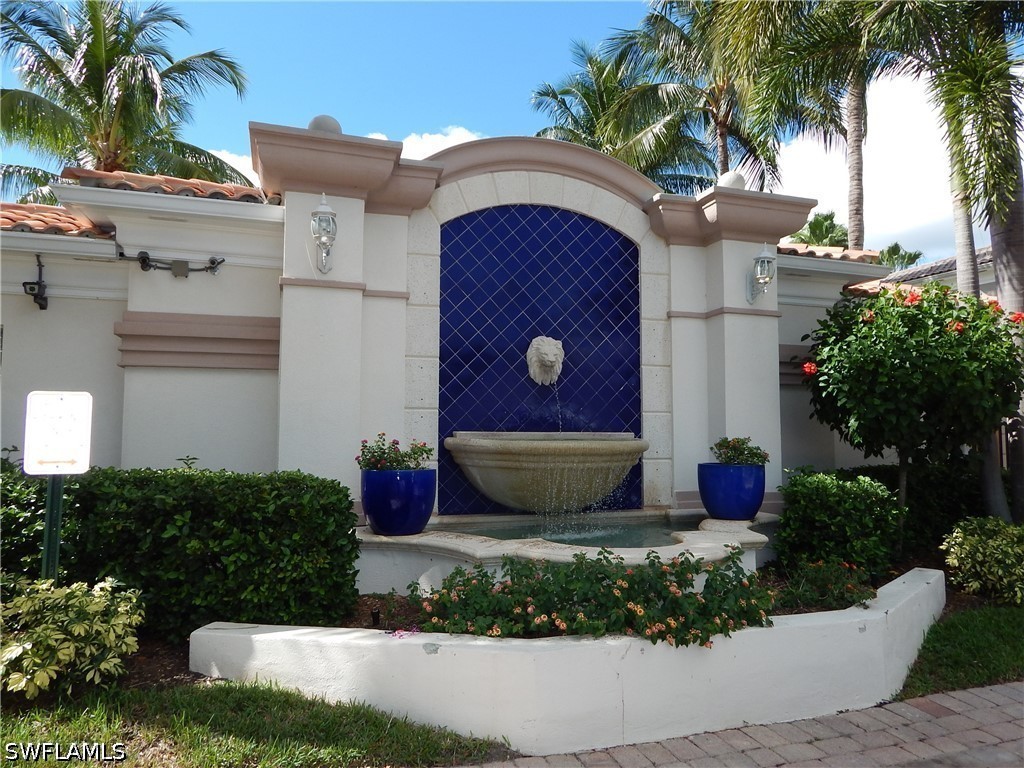 3 Bed Waterfront Home for Sale in The Cove, photo 3