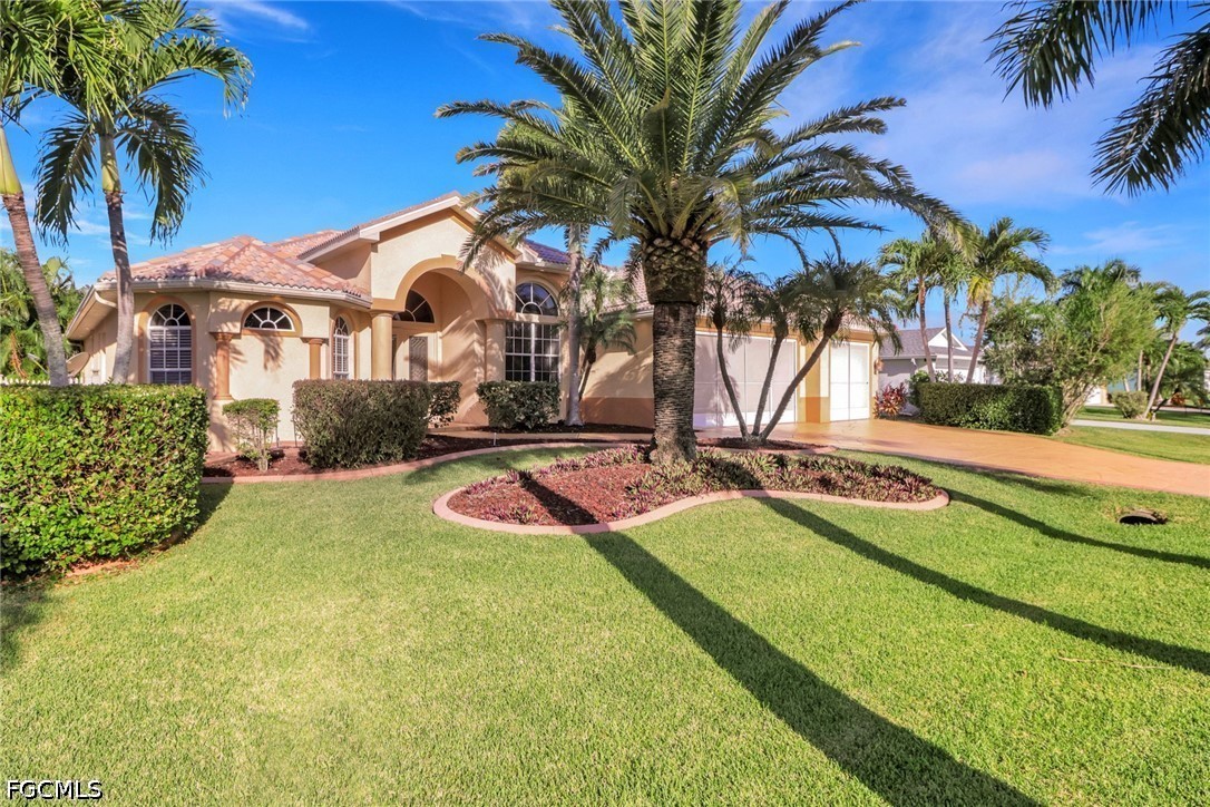 4 Bed Pool Home for Sale in Cape Coral, photo 3