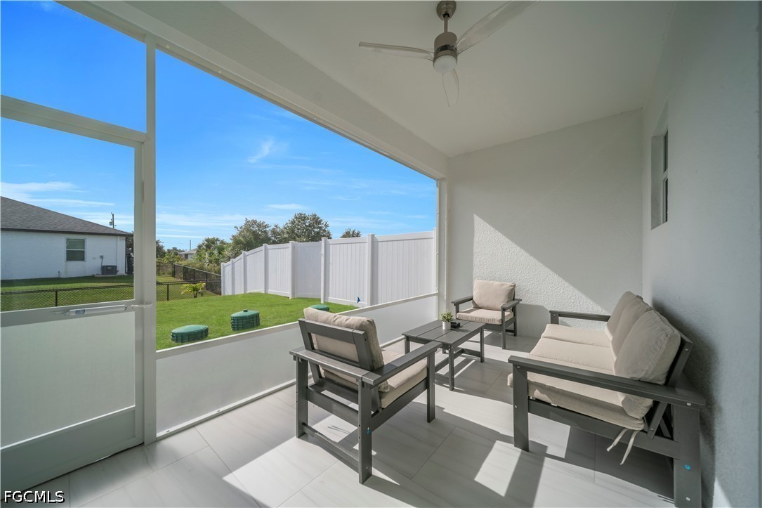 6 Bed Duplex for Sale in Lehigh Acres, photo 3