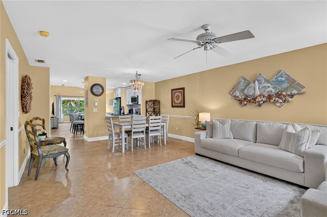 3 Bed Condominium for Sale in Fort Myers, photo 3