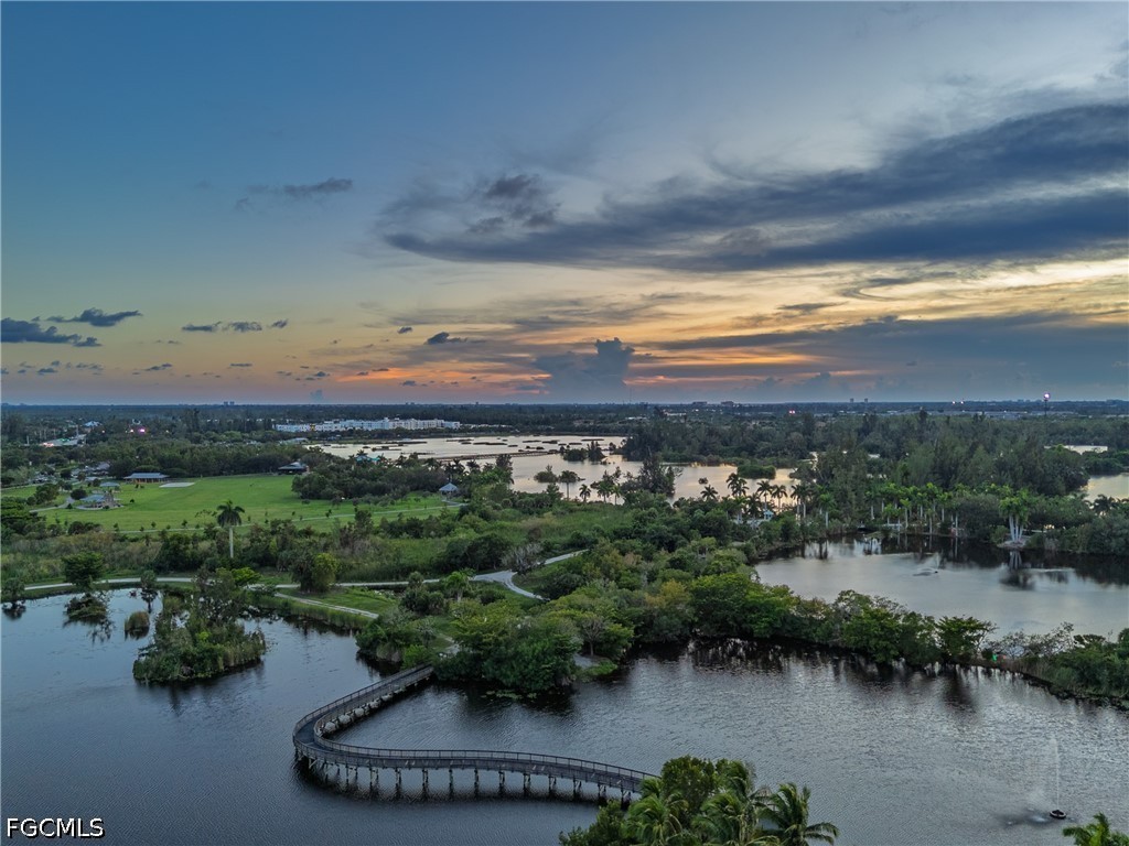 3 Bed Waterfront Home for Sale in Fort Myers, photo 3