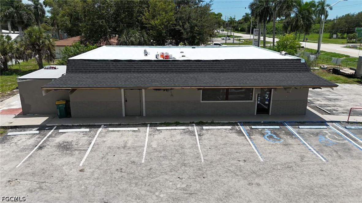 Retail for Sale in Fort Myers, photo 3