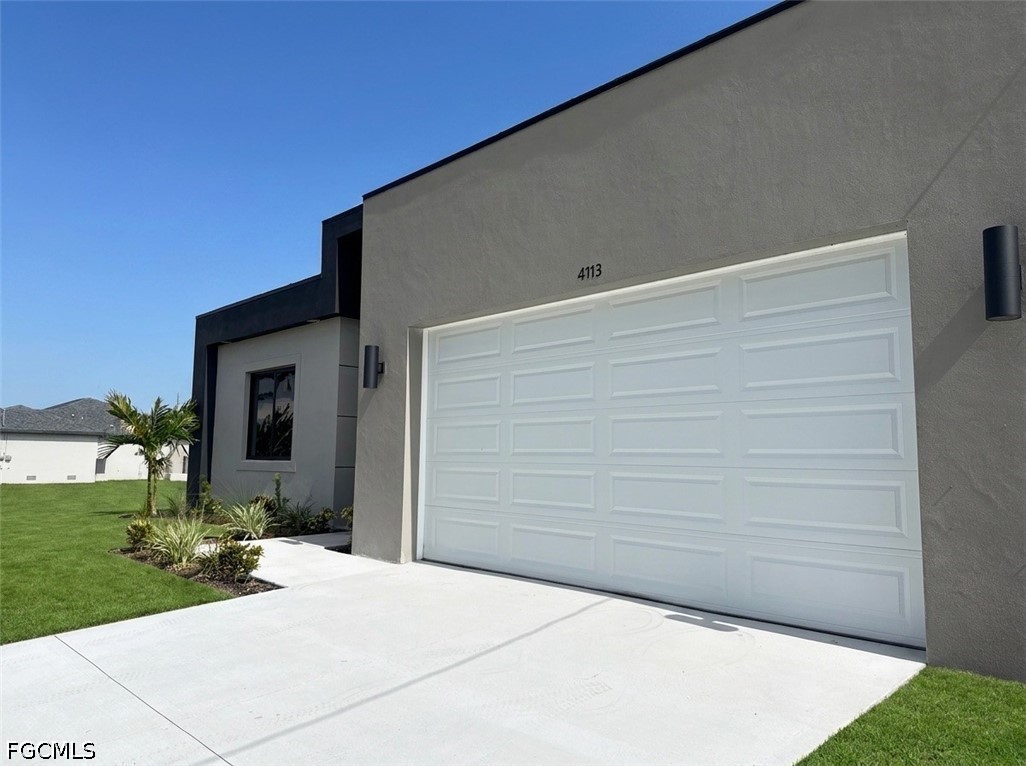 4 Bed SingleFamilyResidence for Sale in Cape Coral, photo 3