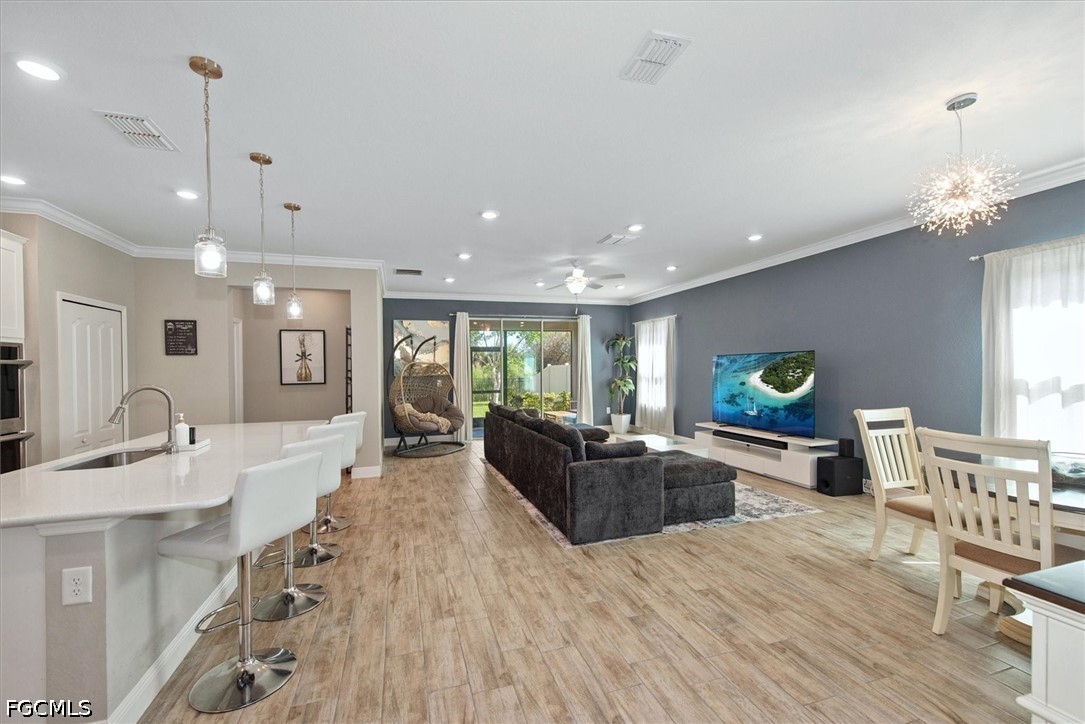 4 Bed SingleFamilyResidence for Sale in Brightwater, photo 3
