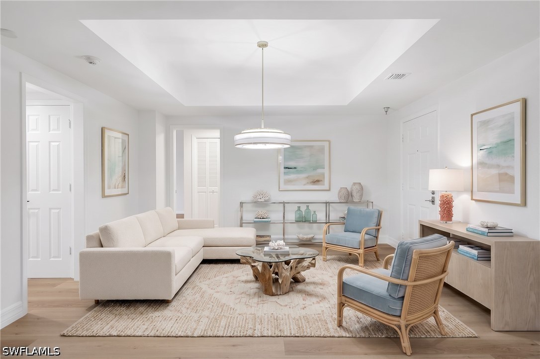 2 Bed Condominium for Sale in Dorchester, photo 3